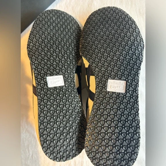 Onitsiuka Tiger SERRANO tennis shoes. - Picture 5 of 5